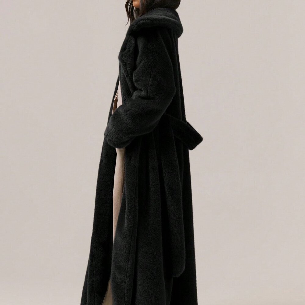Black Elegant Women's Oversized Fuzzy Faux Fur Maxi Coat - Picture 2 of 6